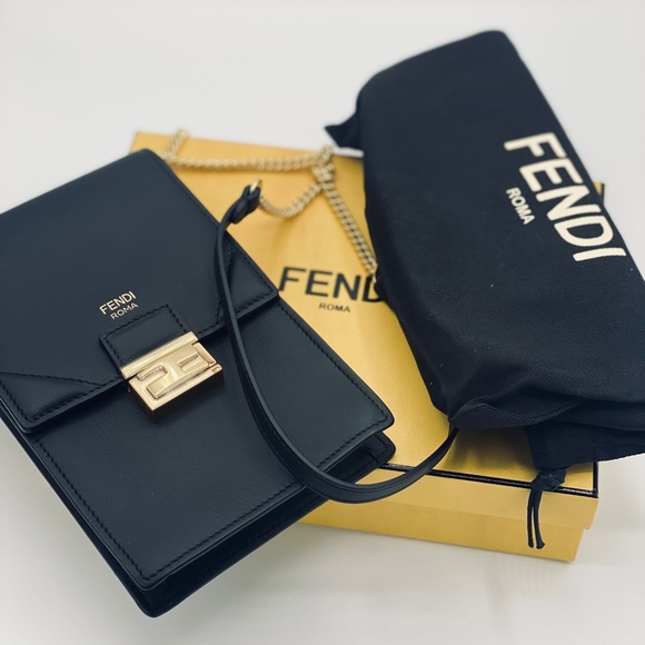 FENDI phone case on chain crossbody - Picture 2 of 6